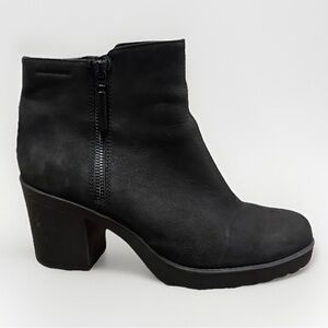 Vagabond Shoemaker Grace Double Zipper Lug Sole Ankle Boot Women’s EU 39 US 8.5